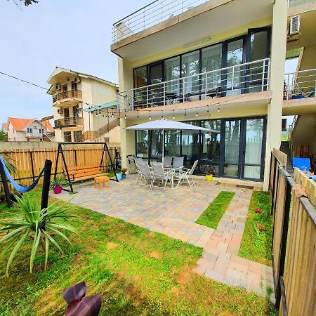 Beachfront Apartments ,,Kapro-One,, ウレキ エクステリア 写真