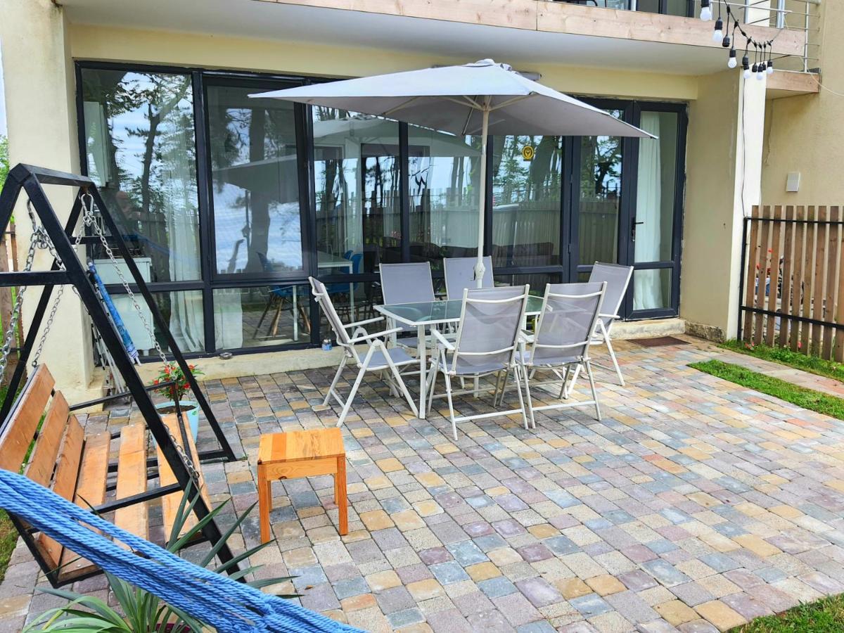 Beachfront Apartments ,,Kapro-One,, ウレキ エクステリア 写真